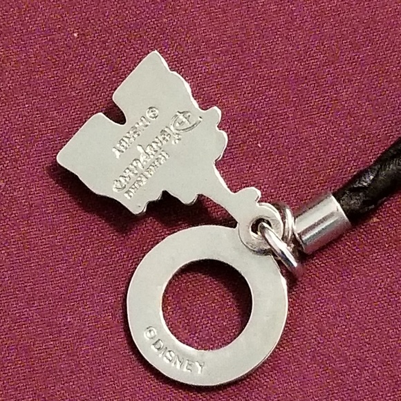 Hong Kong Disneyland Park Castle Bracelet with box - Picture 2 of 7